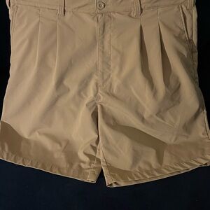 Reebok Men's Tan Flat-Front Shorts
